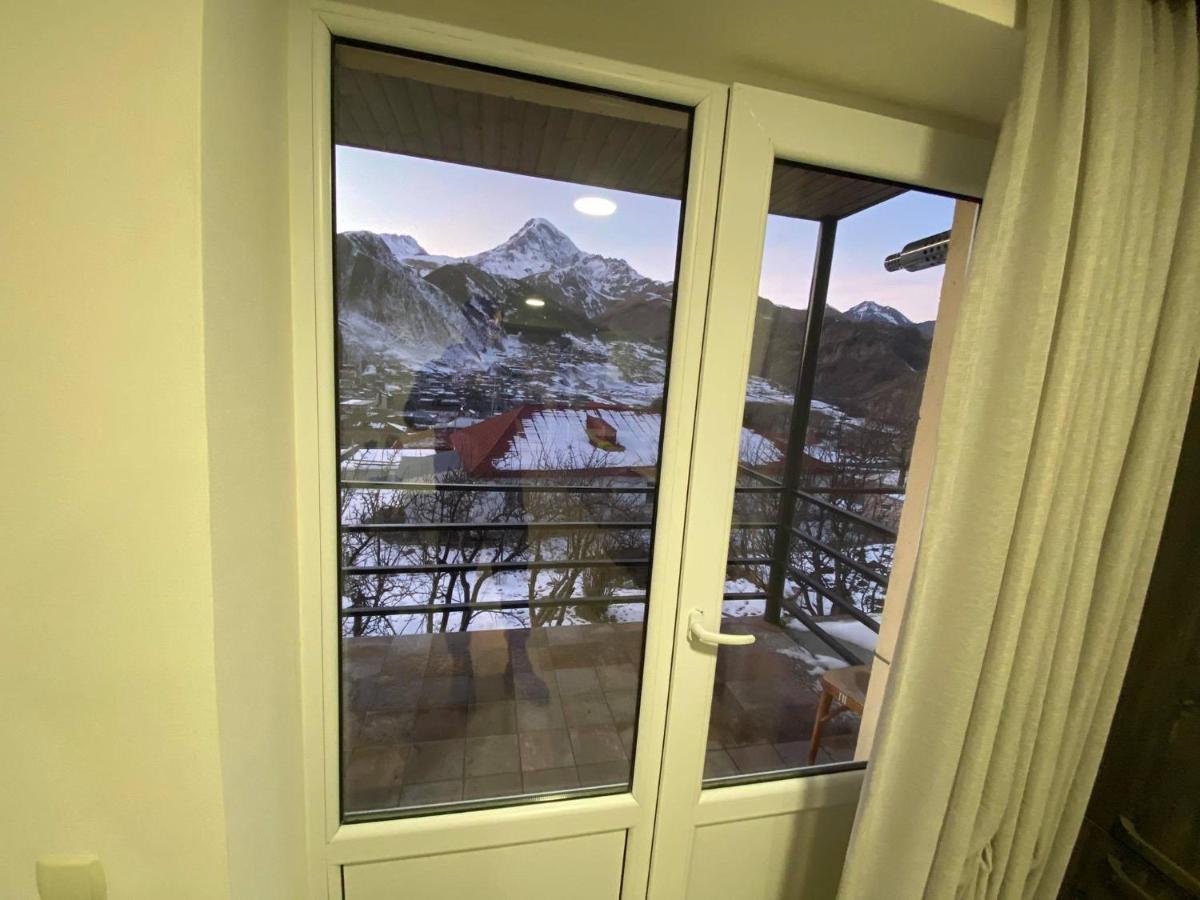 Kazbegi Apartment Екстер'єр фото