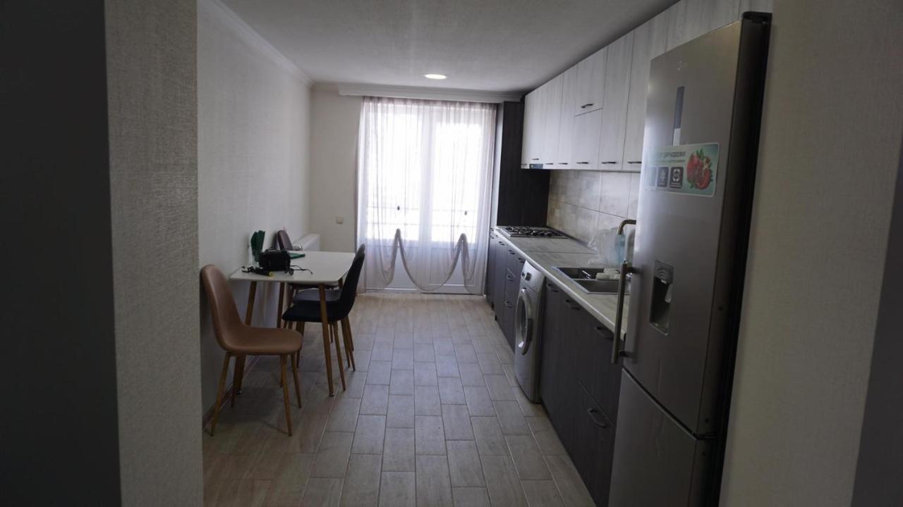 Kazbegi Apartment Екстер'єр фото